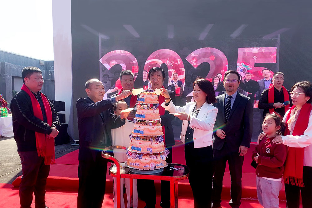 立翔显示举行20周年庆,共启逐光新征程